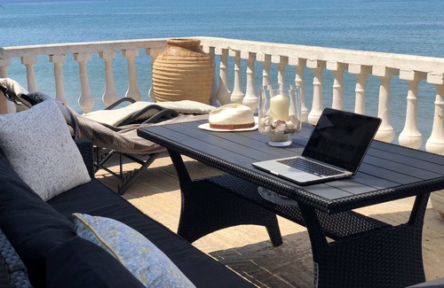 Arcoudi House | Villa Rena by the sea!