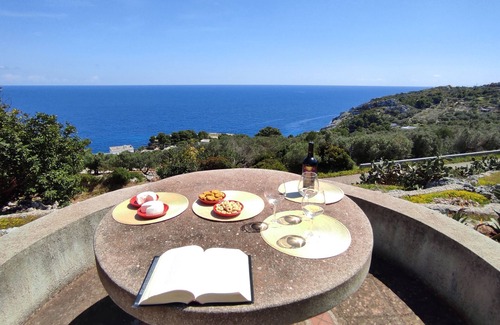 Marina di Novaglie Villa | Villa Resta – Private Garden with Stunning Sea Views