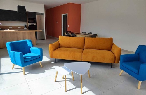 Pezenas Villa | VILLA REVA with swimming pool, between land and sea
