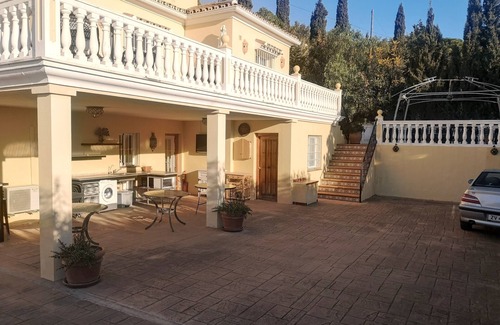 Estepona Condo | VILLA ROCA. Lejlighed TIL 2, personer. 5, min fra Stranden