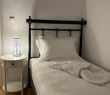 Plomari Villa | Villa Rosa