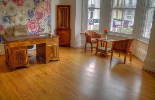 Great Yarmouth Hotel | Villa Rose