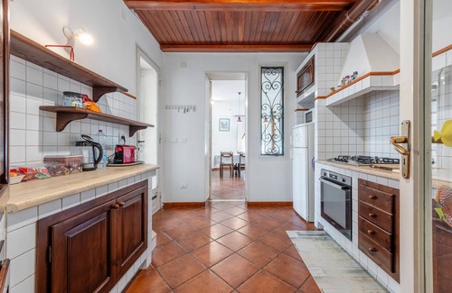 Santa Flavia Villa | Villa "Rossana sul Mare" with Private Outdoor Terrace, Shared Garden and Wi-Fi