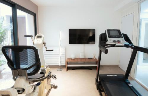 Saint-Michel - Nansouty - Saint-Genes Apartment | Villa Rousseau - Jacuzzi & Cinema dans Bordeaux