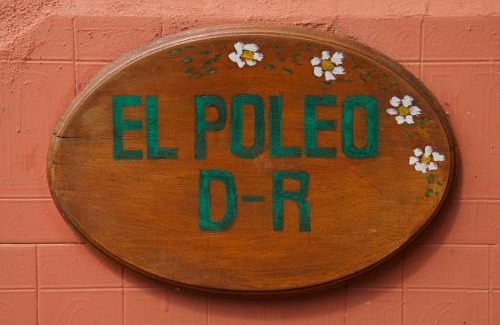 Galdar Villa | Villa Rural EL Poleo D&R con Piscina Climatizada Privada y Solárium