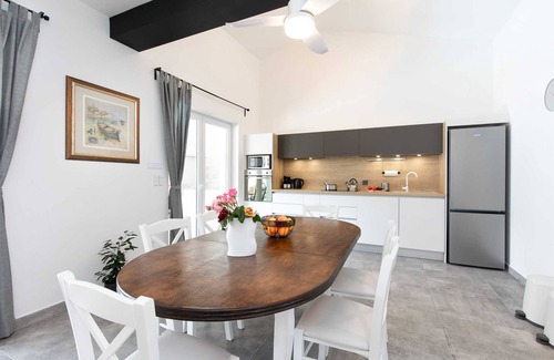 Vrh Villa | Villa SANDRINA with a heated pool and spacious yard