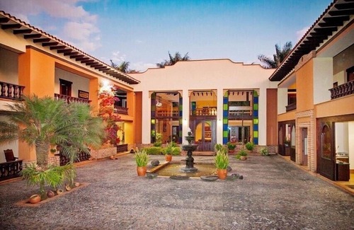 Copacabana Villa | Villa Santillana