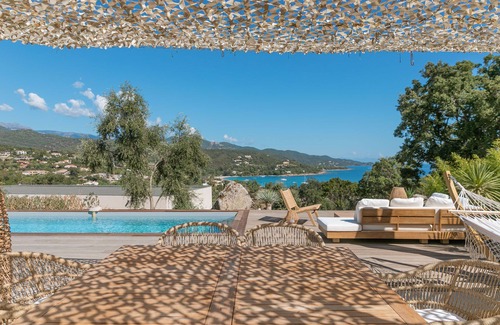 Conca Villa | Villa Saona 8P Favone - pool - sea view - 5 minutes' walk from Favone beach.