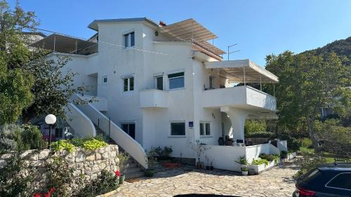 Rab Town Apartment | Villa Saranda