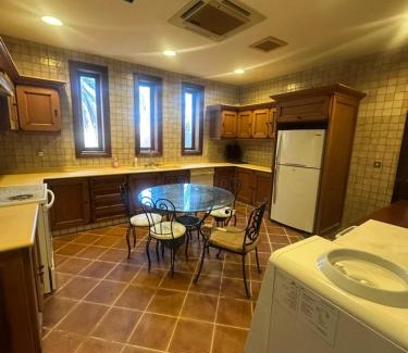 Mizail Ski Chalet | villa sea view