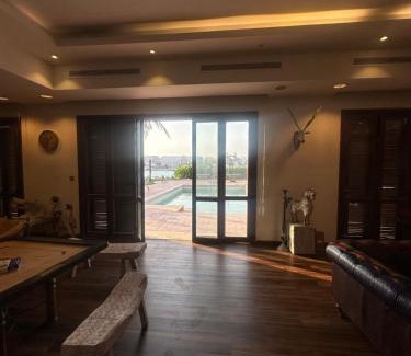 Mizail Ski Chalet | villa sea view