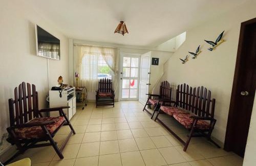 Salinas House | Villa Serena para familias y amigos - vista al mar