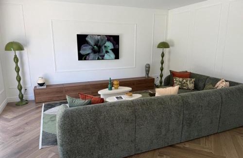 Artigues-pres-Bordeaux Villa | Villa Shaina with pool for 6 people