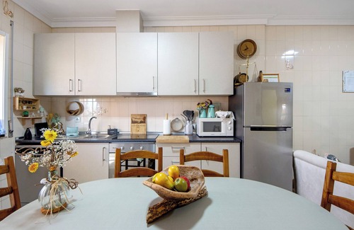 Lourosa Villa | Villa 'Sobreiro 22' with Private Garden, Balcony and Wi-Fi