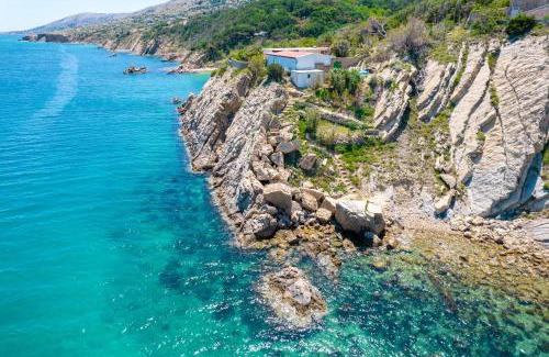 Bosana Villa | Villa Sortis -unique microclima estate for respiratory rehabilitation