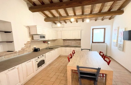 Limiti Villa | Villa Spelloissima - sleeps 11
