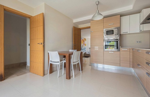 Complejo turistico Amarilla Golf Villa | Villa ‘Sun Bay Villas 4’ with Sea View, Terrace & Jacuzzi