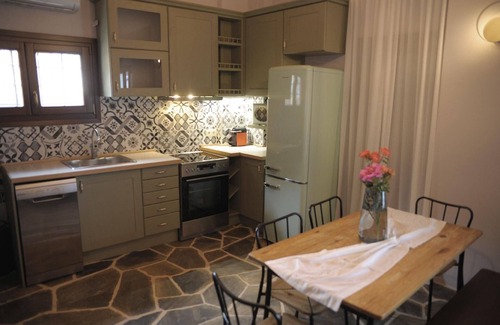 Papa Nero House | Villa surrounded by greenery