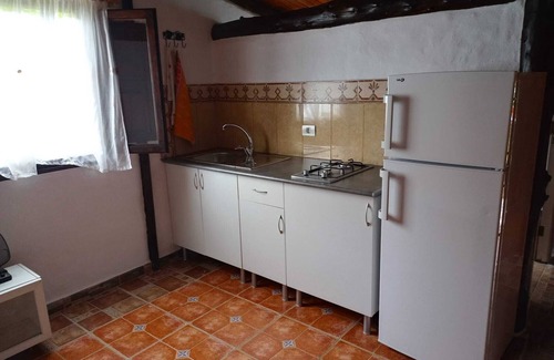 Agaete Cottage | Villa Tamadaba Rural Home + Good WiFi, Pet Friendly, 5-min Drive to Beach