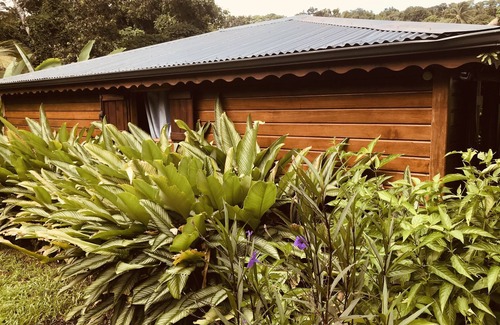 Petit-Bourg Villa | Villa Tarare cottage rental