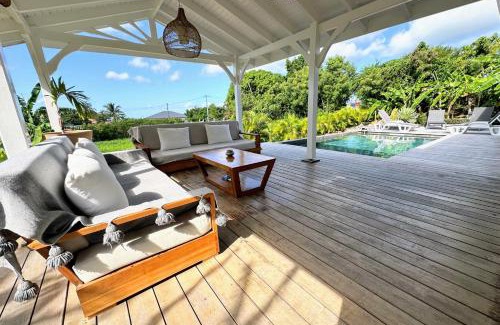 Grand-Bourg Villa | Villa The Grey House