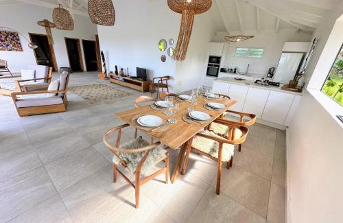 Grand-Bourg Villa | Villa The Grey House