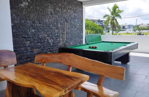 Laiya Villa | Villa Tobias Beach Resort