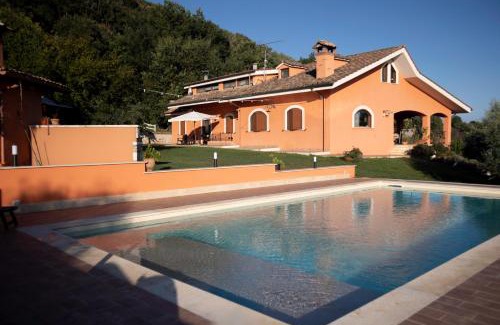 Cave Apartment | Villa Toce B&B