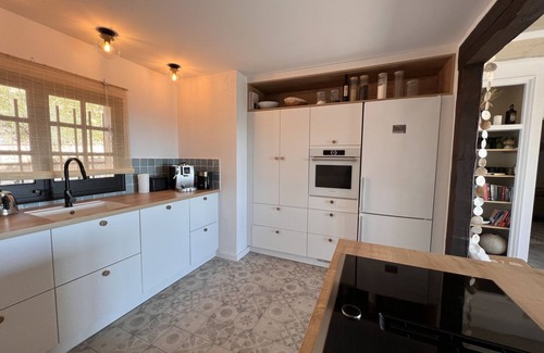 Vall-Llobrega Villa | Villa 'Torre Cal Sada' with Mountain View, Wi-Fi and Air Conditioning
