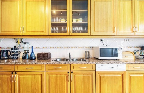 Porto de Mos Villa | Villa Tucana- Villa for 10 guests in Lagos with private pool & 1 km to the beach