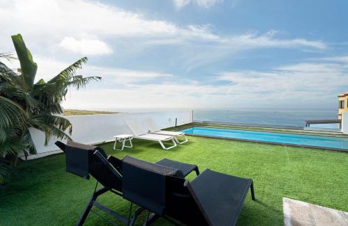 Adeje Villa | Villa tulio homme 2