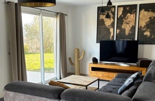 Brujas Villa | Villa Vagnas, 3 bedrooms, 6 persons