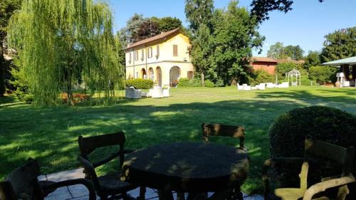 Abbiate Guazzone House | Villa Valentina