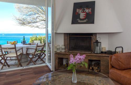 Vantacici Villa | Villa Valica