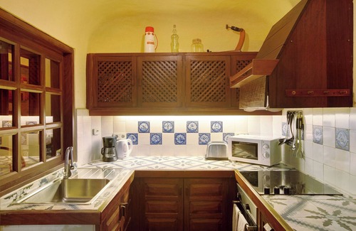 Tarajalillo Villa | Villa "VCV Bahía Feliz" with sea views, pool, Wi-Fi, garden and terrace