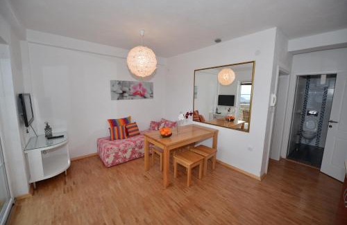 Velestovo Apartment | Villa Velestovo