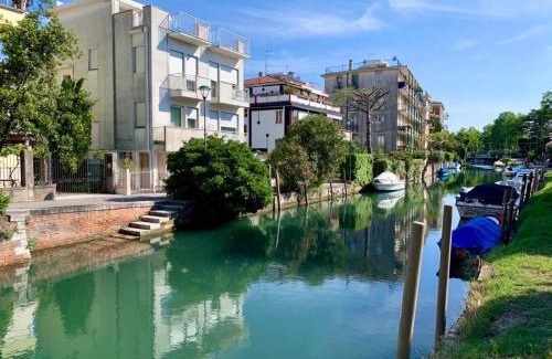 Santa Maria in Stelle House | Villa Venice Movie