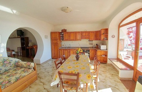 Fiaiano House | Villa Venturina B: A bright and sunny independent house which faces the sun and the sea, with Free WI-FI.