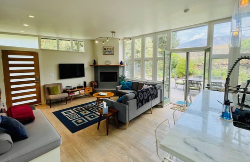 Santa Barbara Villa | Villa Verde - Luxurious Ocean and Mountain View Villa