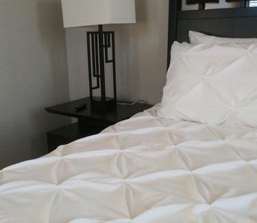 Sierra Verde House | VILLA Verde Surprise Stadium - Resort Living