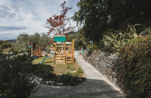 Castelnuovo Magra Villa | Villa Vernazza