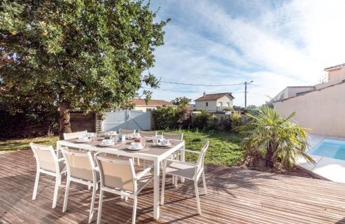 Saint-Palais-sur-Mer Villa | Villa Villa Perdrix by Interhome