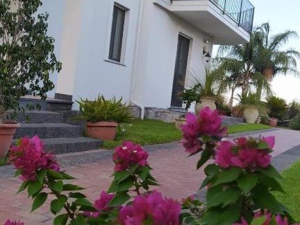 Santa Tecla House | Villa Vittoria