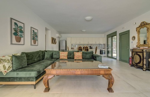 Plomari Villa | Villa Volute - Three Bedroom Villa, Sleeps 6