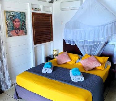 Deshaies Villa | Villa VUE SUR MER tout confort avec piscine, proche plages - Deshaies centre