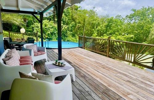 Deshaies Villa | Villa VUE SUR MER tout confort avec piscine, proche plages - Deshaies centre