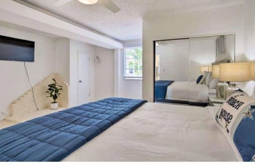 Boynton Beach Villa | Villa - W Ocean Ave · Cheerful 2 bedroom Villa with Pool