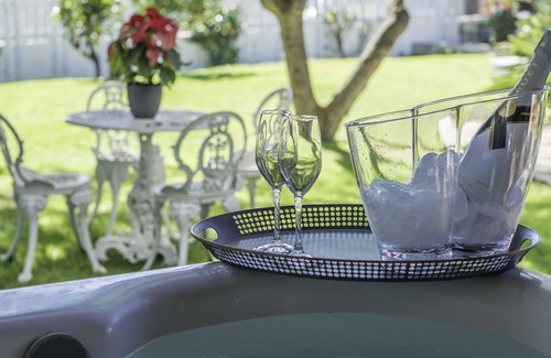 Valsequillo de Gran Canaria Cabin | Villa with garden and private pool, barbecue and outdoor dining area