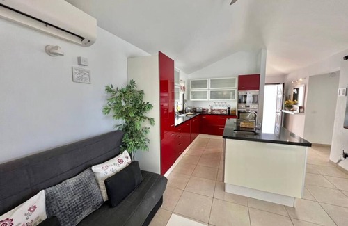 Complejo turistico Amarilla Golf Villa | villa with panoramic ocean views heated pool and jacuzzi n nn