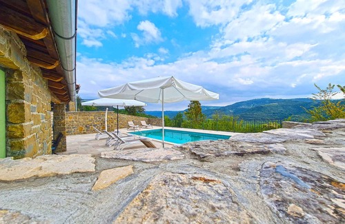 Bartolici Villa | Villa with pool and air conditioning